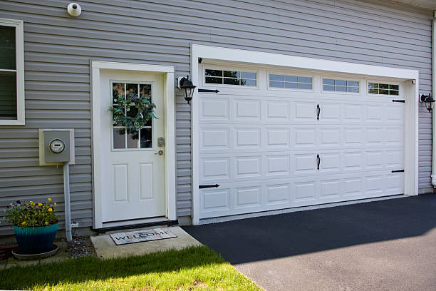 24/7 Emergency Garage Door Panel Replacement experts in Minden, NV
